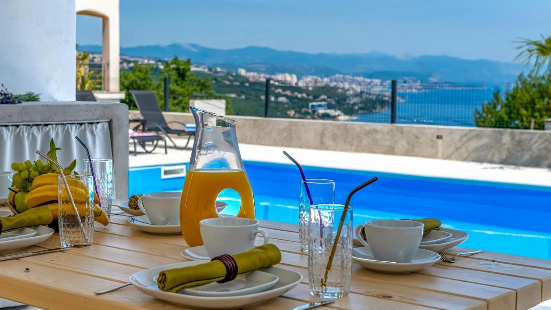 Villa Vistas - Luxury Apartments Opatija 0*,